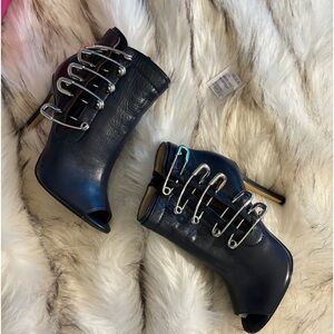 🎁Katey Perry Peep toe shoe boots EDGY Never worn VERY SOFT & SUPPLE🌹